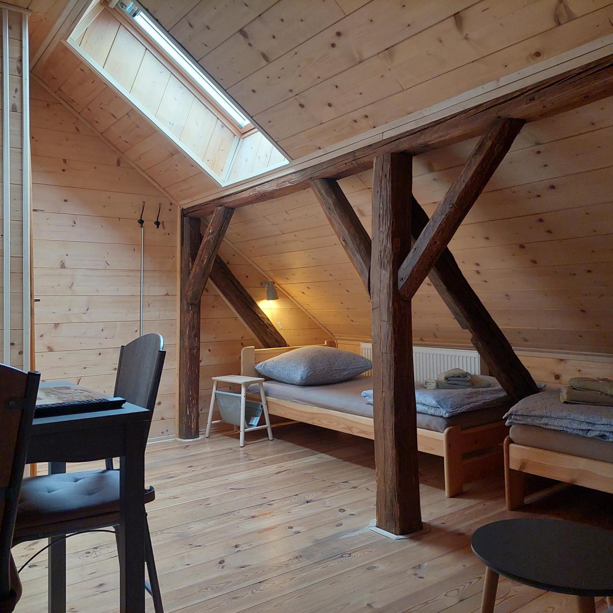 Apartmány U Tří Sluncí Hroubovice Esterno foto